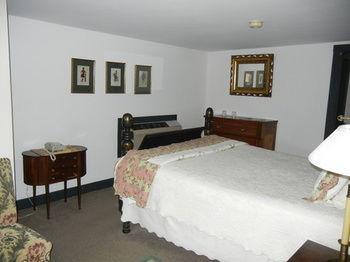 Wayside Inn Middletown Екстер'єр фото