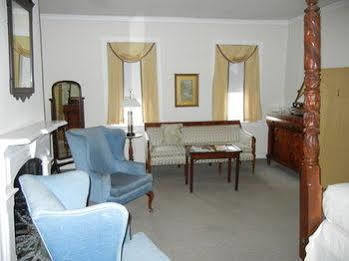Wayside Inn Middletown Екстер'єр фото